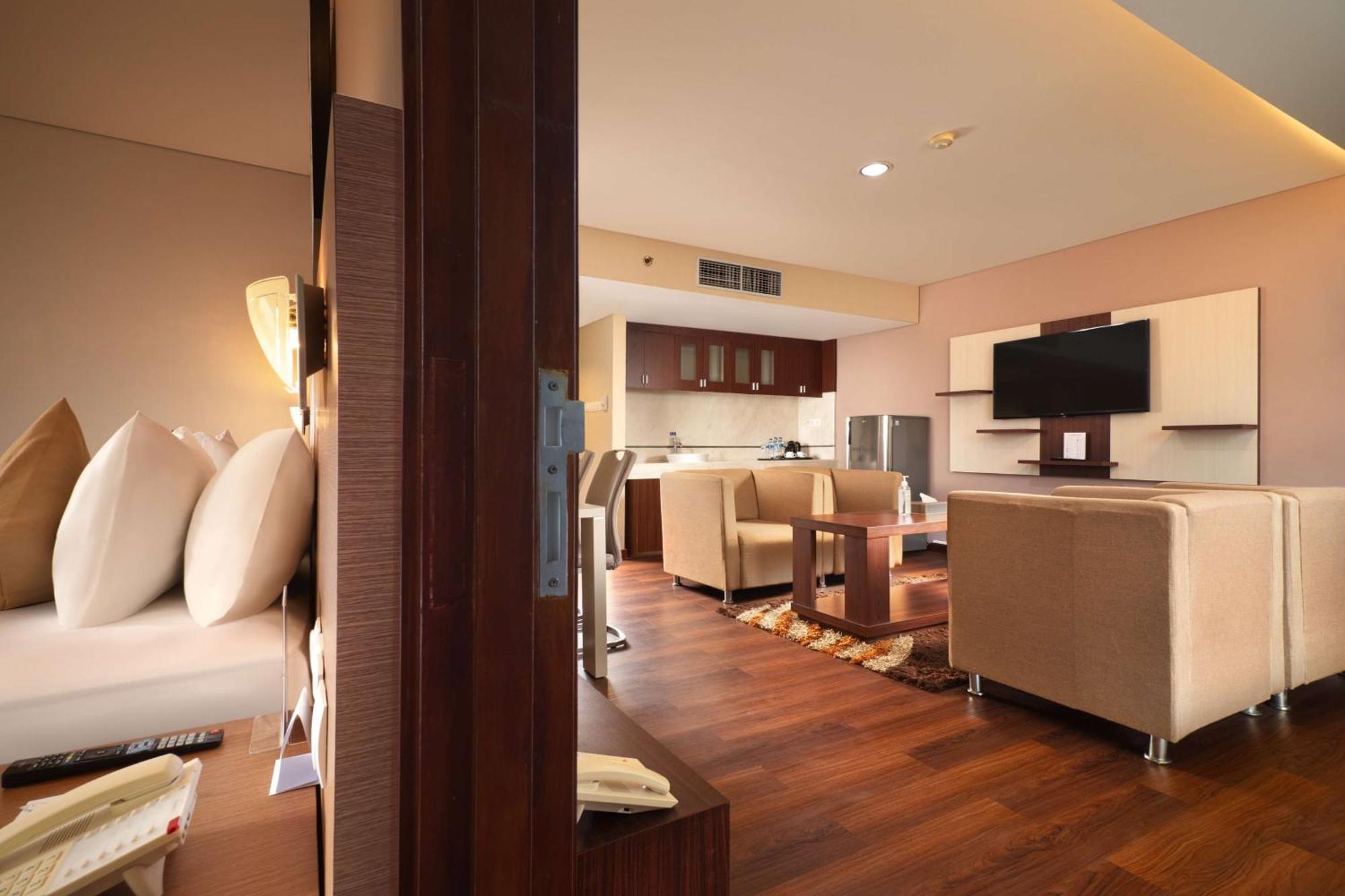 Best Western Plus Coco Палу Екстериор снимка